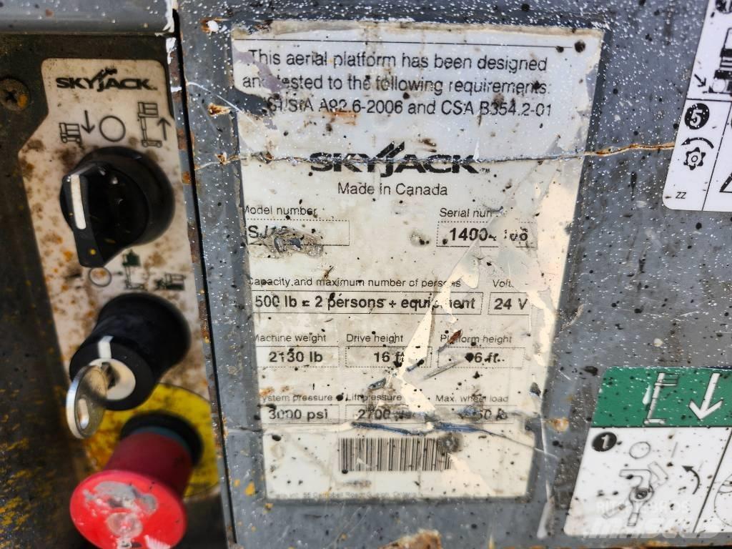 SkyJack SJ 16 Personenliften en invalideliften