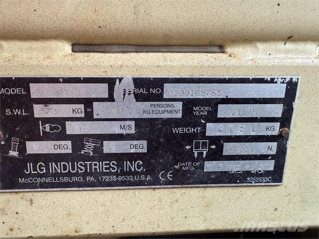 JLG 260 MRT Schaarhoogwerkers