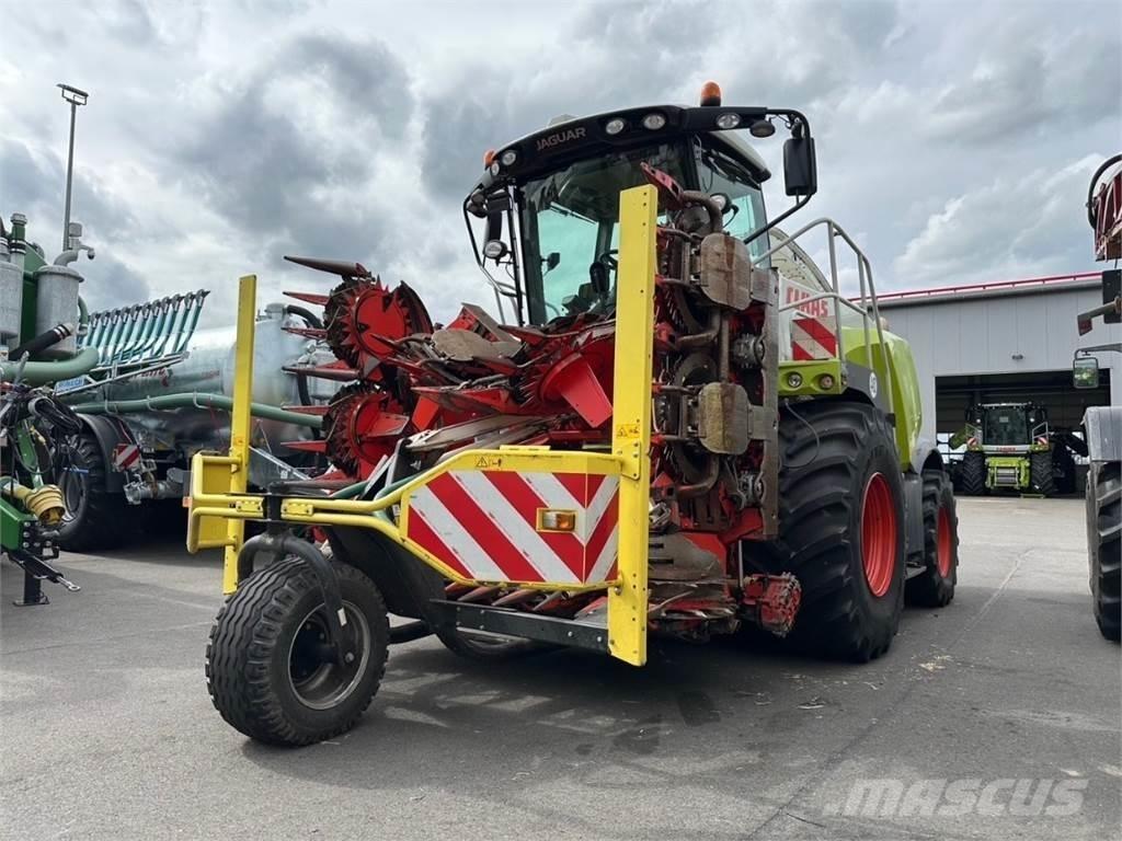 CLAAS Jaguar 970 Getrokken veldhakselaar