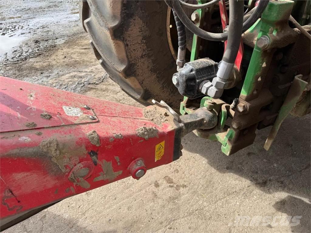 Horsch Leeb 8 GS Getrokken spuitmachines