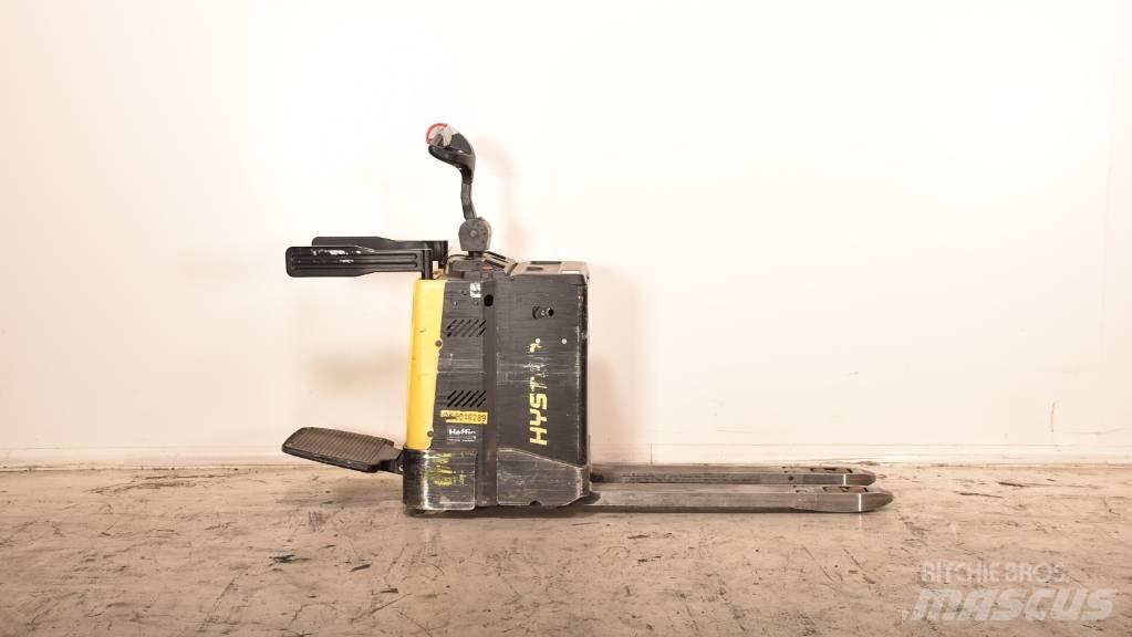 Hyster P 2.0 S Meerij pallettruck met platform