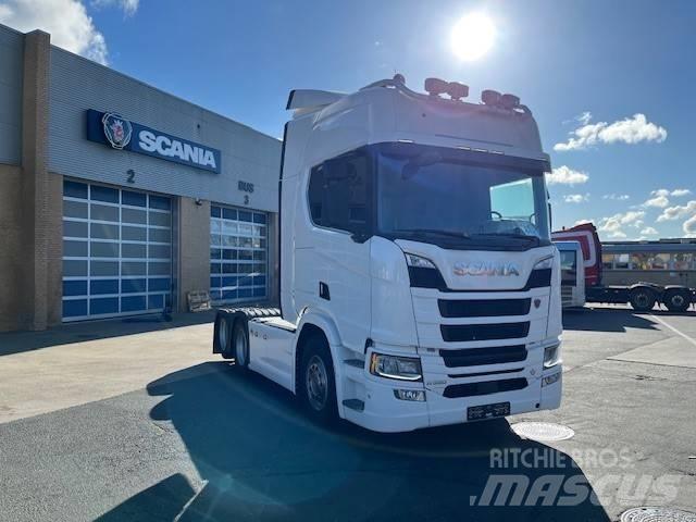 Scania R 590 Trekkers