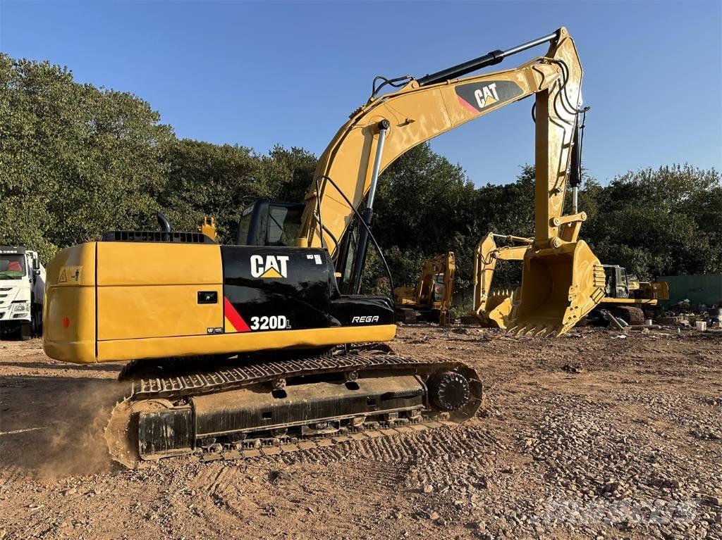 CAT 320D Rupsgraafmachines