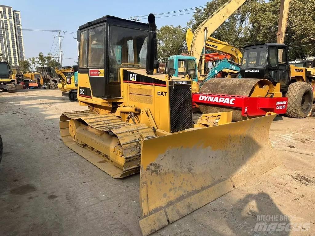 CAT D 5 C Rupsdozers