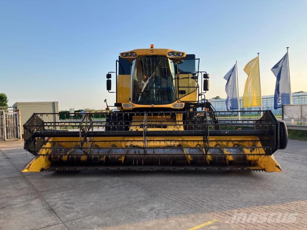 New Holland CS 6080 Maaidorsmachines