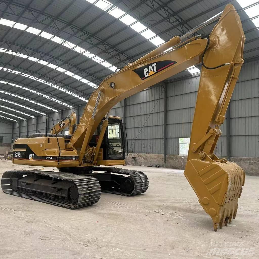 CAT 320 B Rupsgraafmachines
