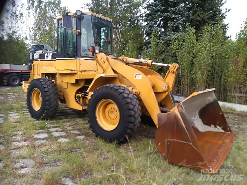 CAT 928F Wielladers