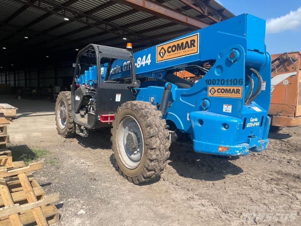 Genie GTH 844 Verreikers