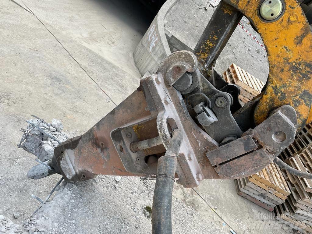 Brokk 330 Diesel Sloopgraafmachines