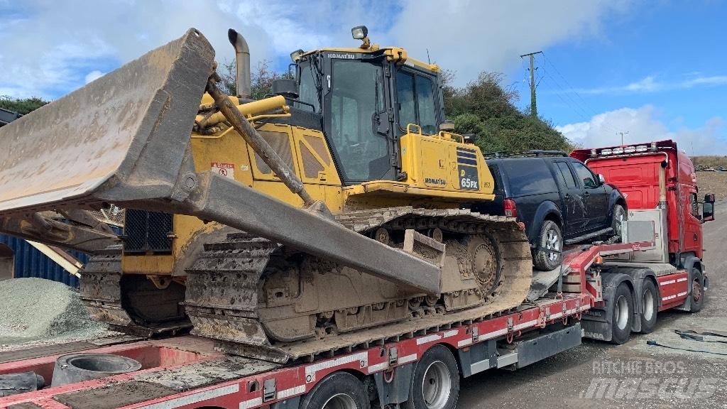 Komatsu D 65 PX-17 Knik dumptrucks
