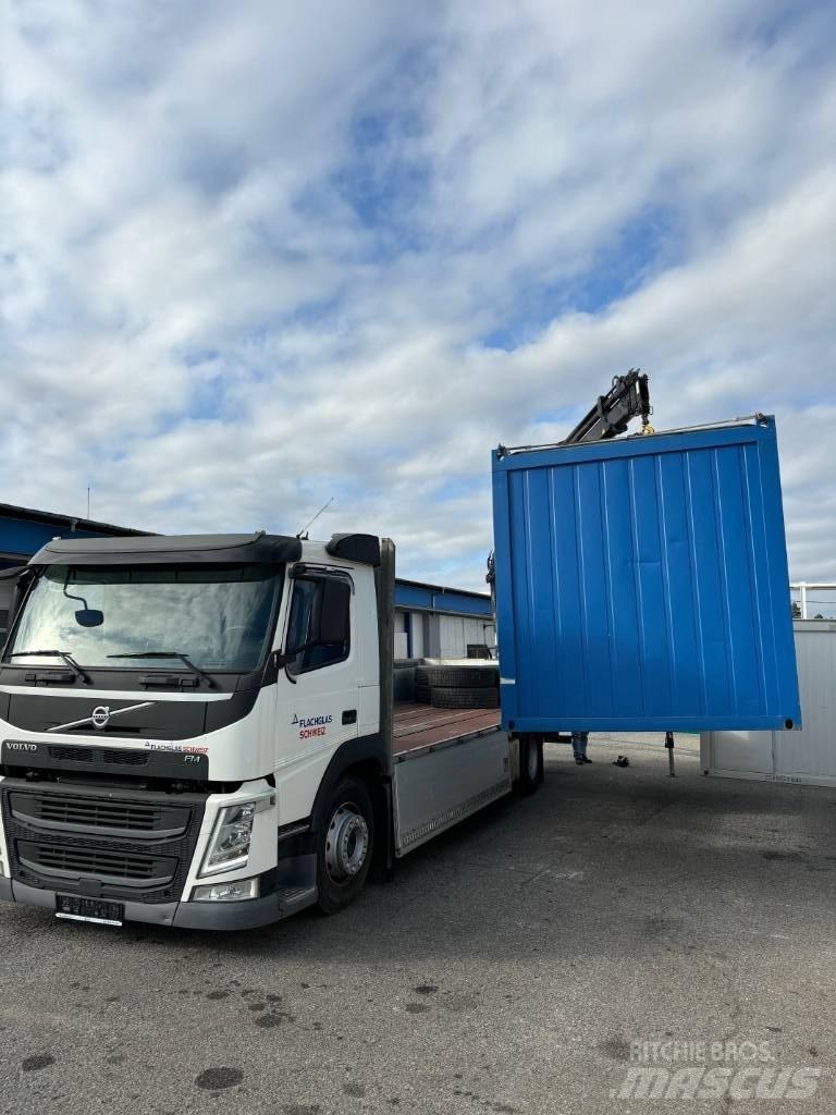 Volvo FM 420 Vlakke laadvloer met kraan