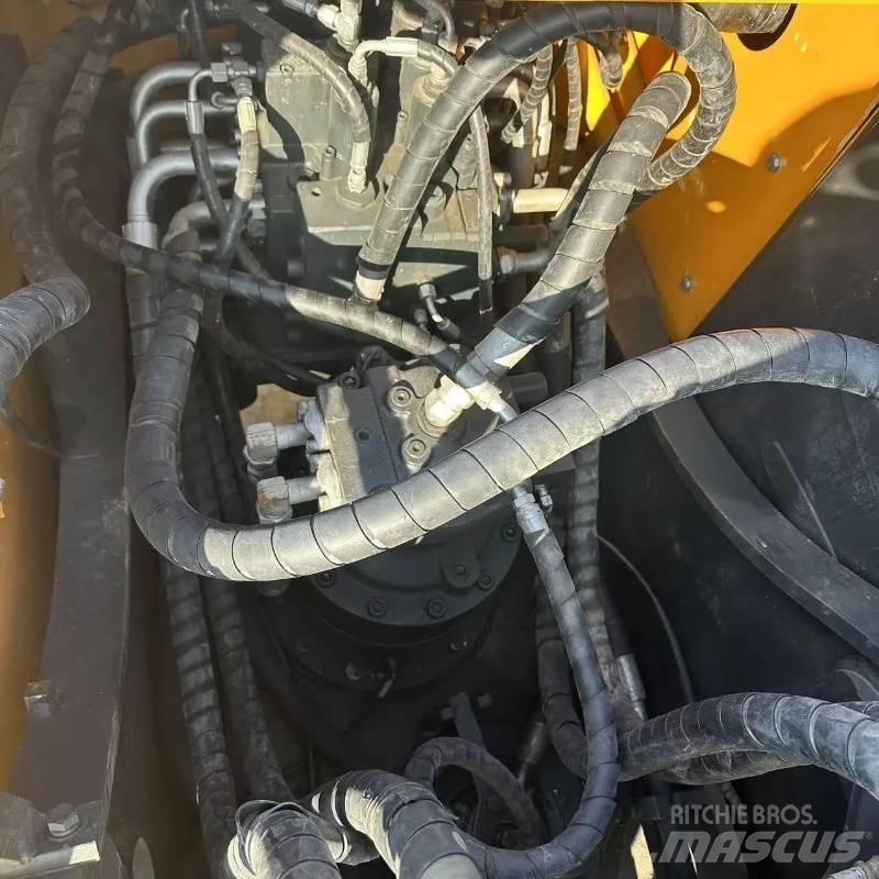 Hyundai R225 Rupsgraafmachines