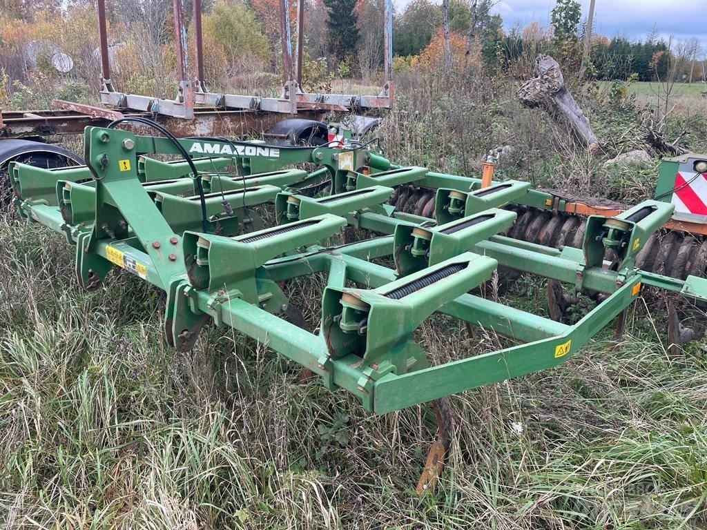 Amazone Cenius 4002 Beitelploeg