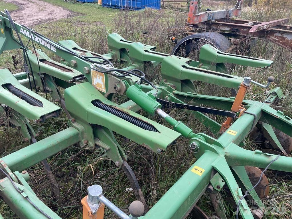 Amazone Cenius 4002 Beitelploeg