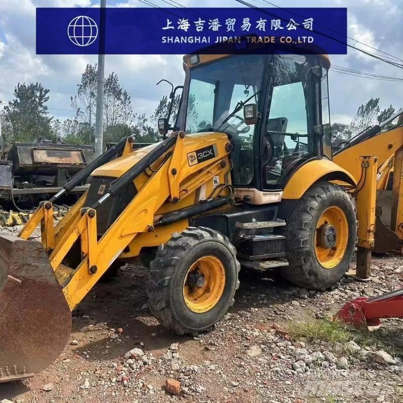 JCB 3 CX Wielladers