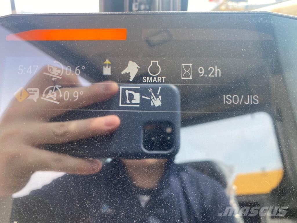 CAT 352 UHD Rupsgraafmachines