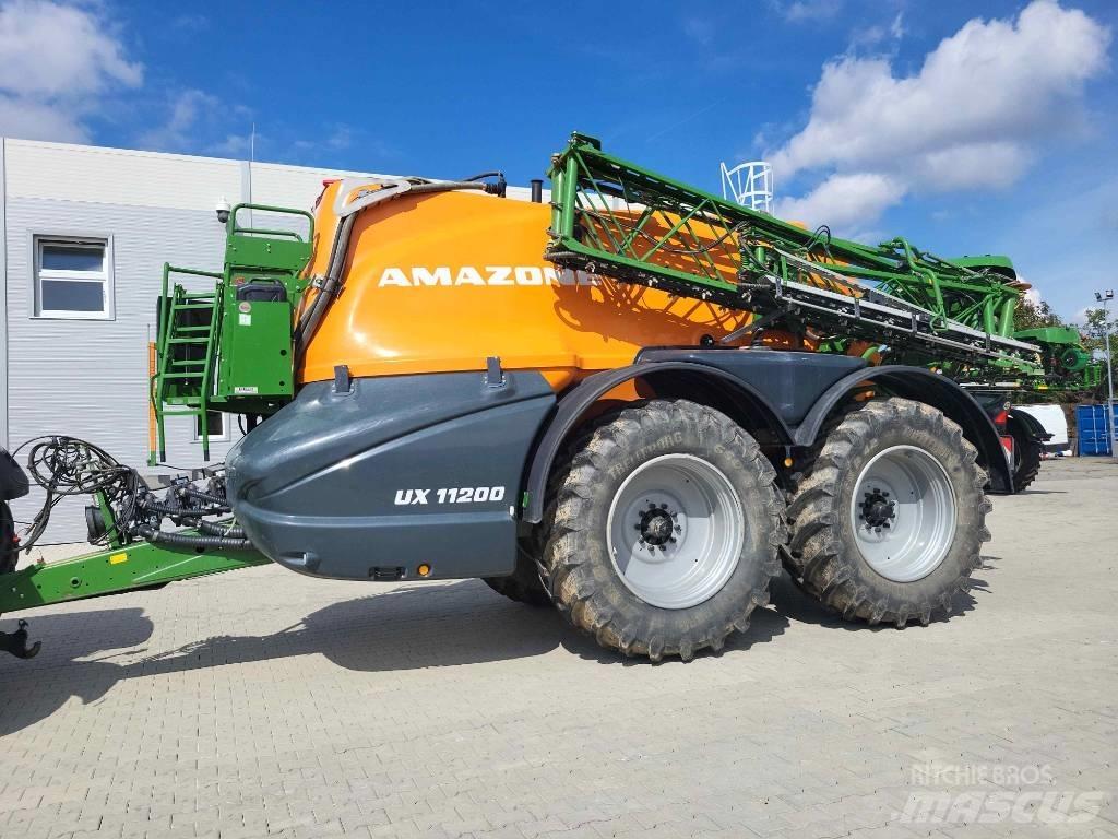 Amazone UX 11200 Getrokken spuitmachines