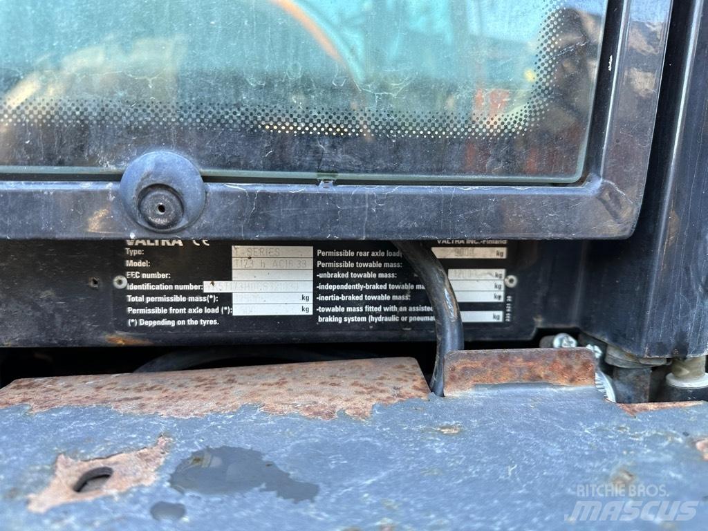 Valtra T 173 Tractoren