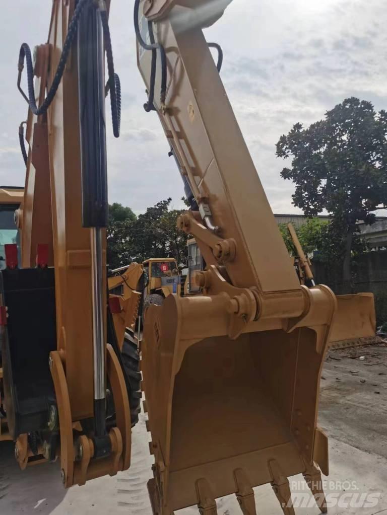 CAT 320D2 Rupsgraafmachines