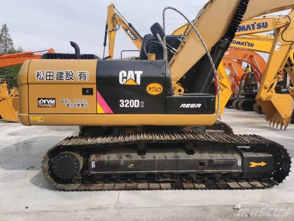 CAT 320D2 Rupsgraafmachines