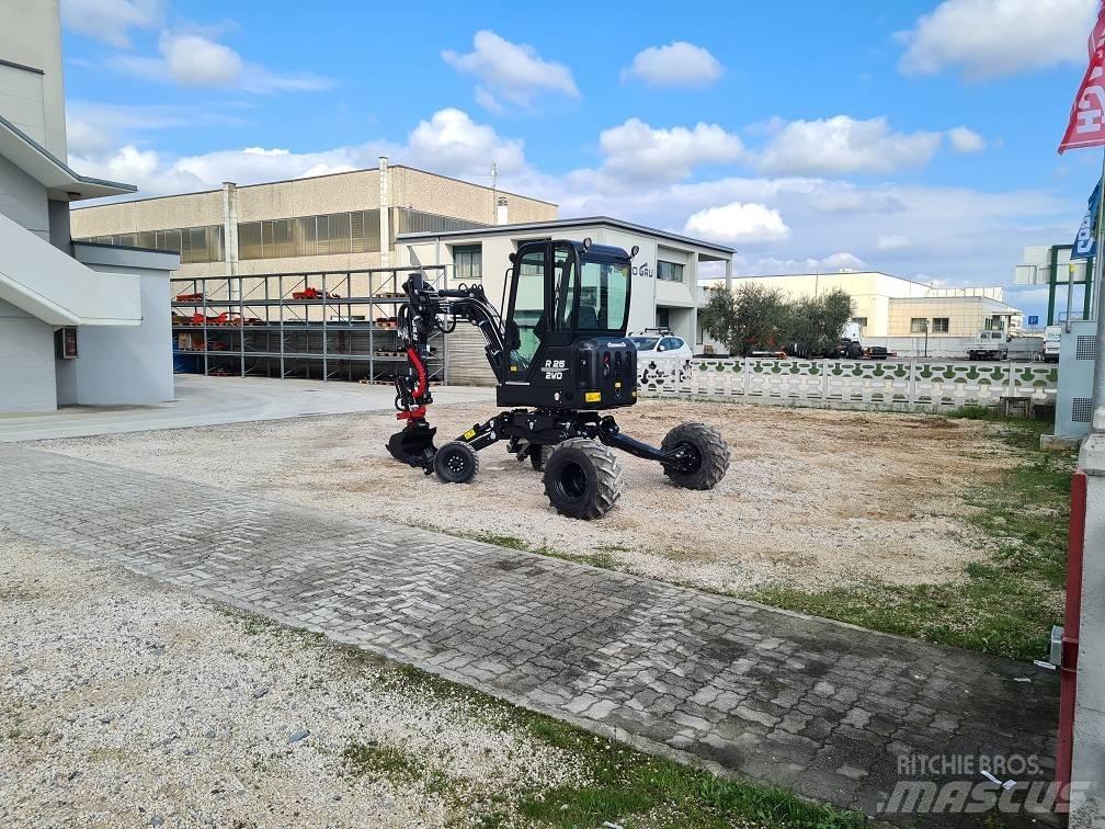 Euromach R25 Speciale Graafmachines