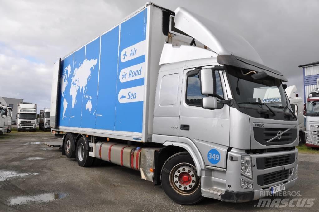 Volvo FM 6X2 Bakwagens met gesloten opbouw