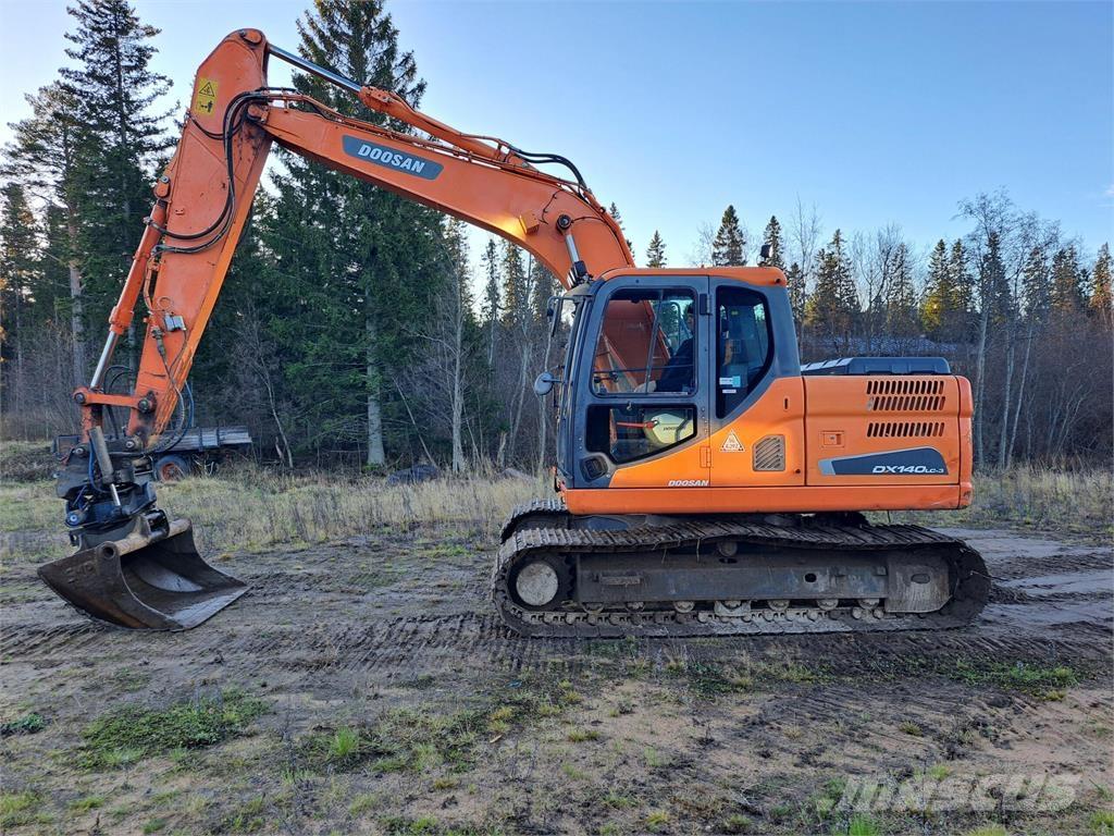 Doosan DX 140 LC-3 Rupsgraafmachines