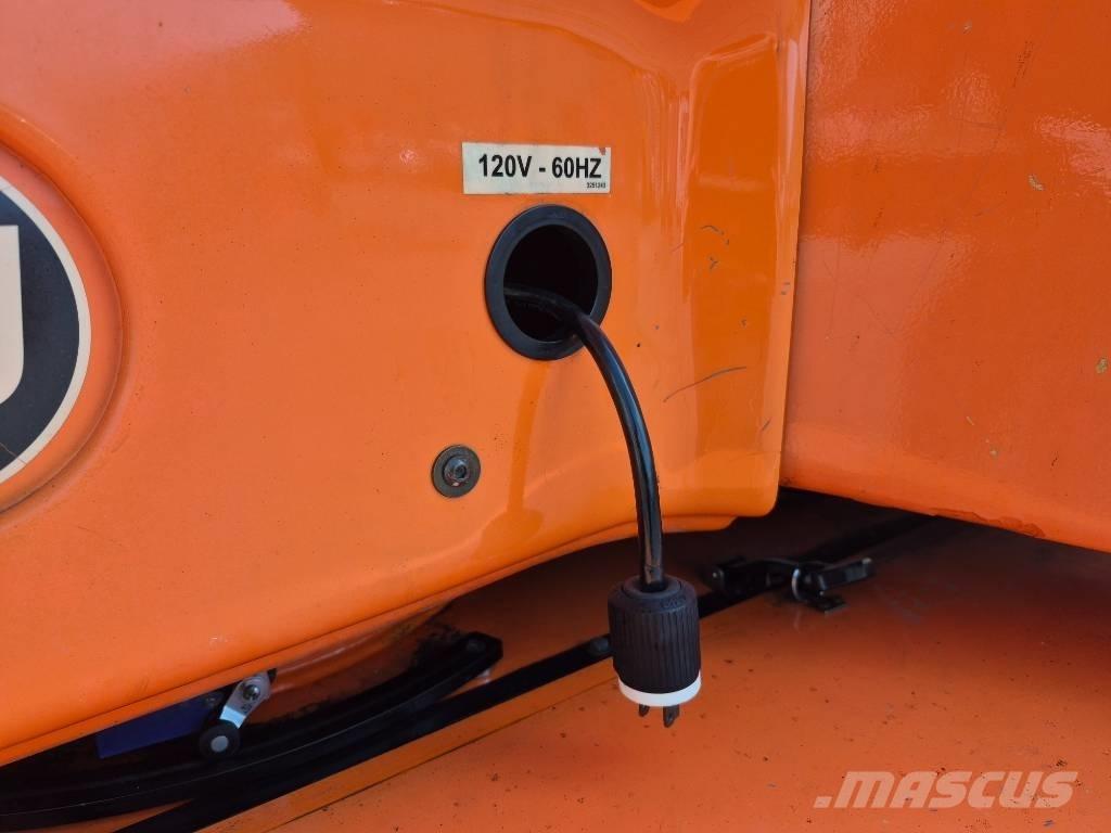 JLG E 450 AJ Knikarmhoogwerkers