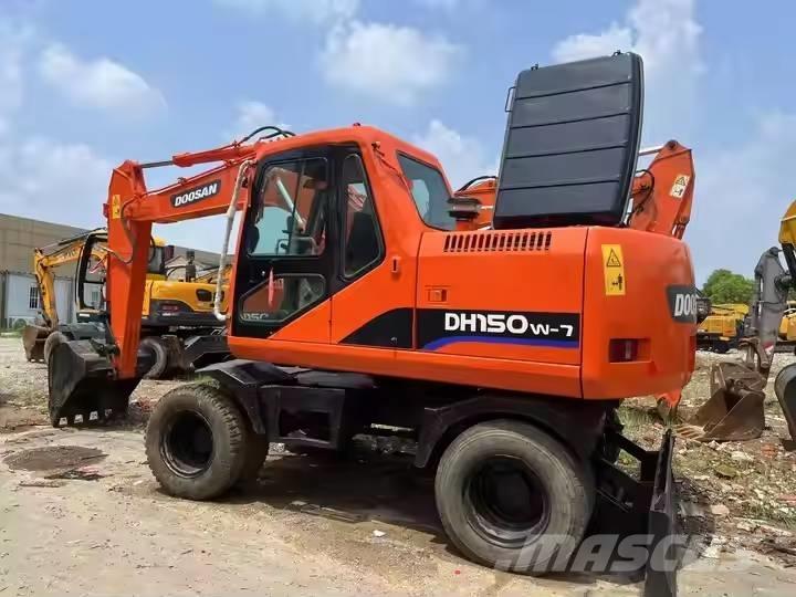 Doosan DH150W-7 Wielgraafmachines