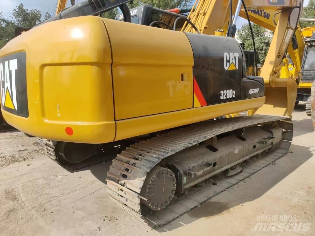 CAT 320 D Rupsgraafmachines