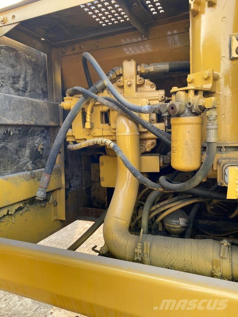 CAT 325 B Rupsgraafmachines