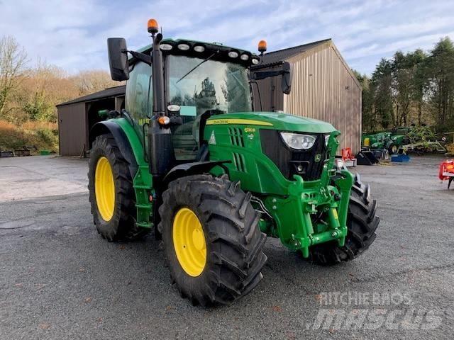 John Deere 6130 R Tractoren
