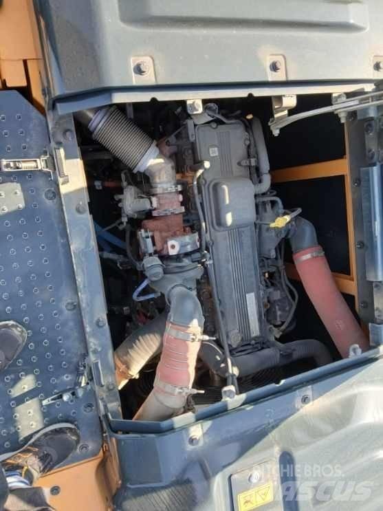 Hyundai HX400 Rupsgraafmachines