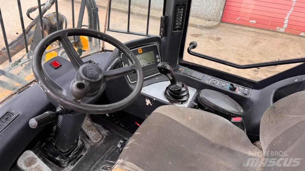 JCB 411 Wielladers