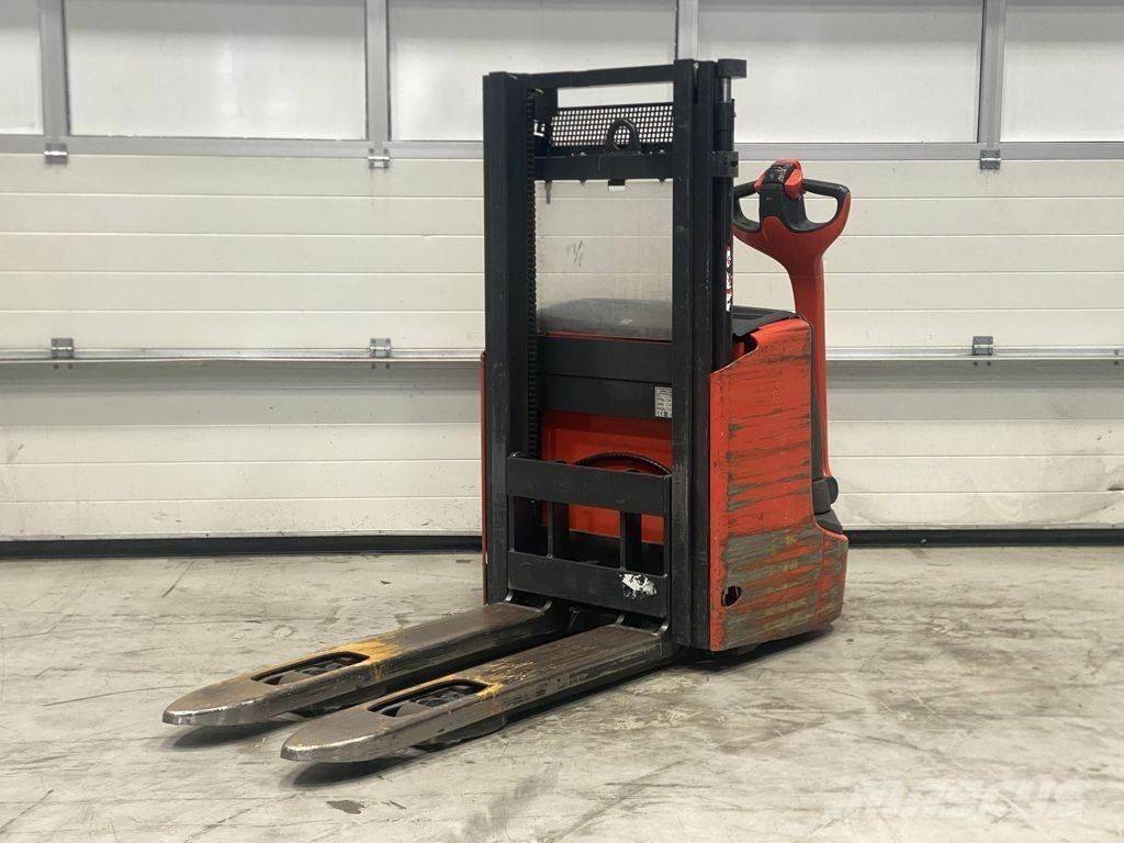 Linde L12 I Stapelaar meeloop