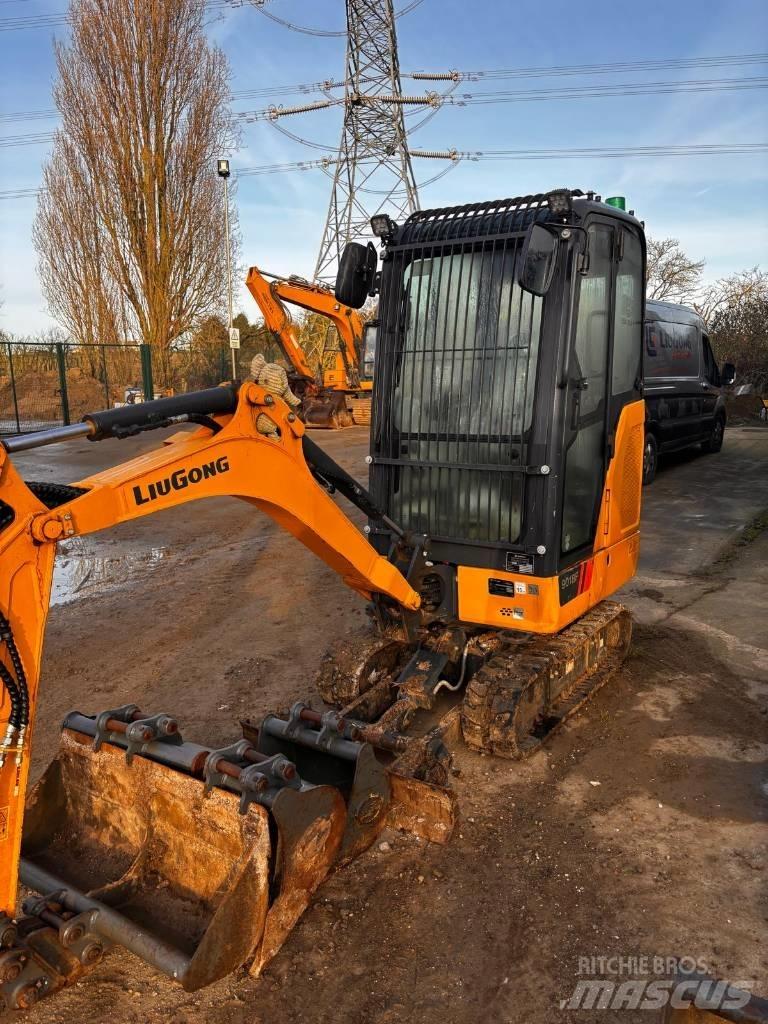 LiuGong 9018 F Minigraafmachines < 7t