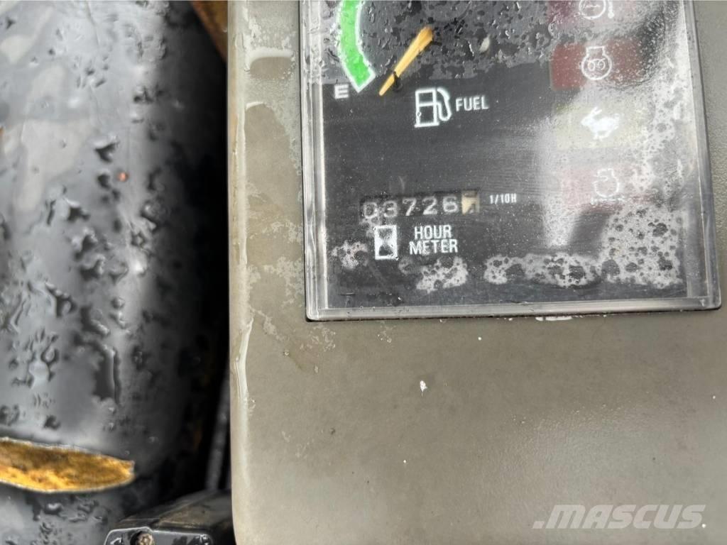 Takeuchi TB 23 R Minigraafmachines < 7t