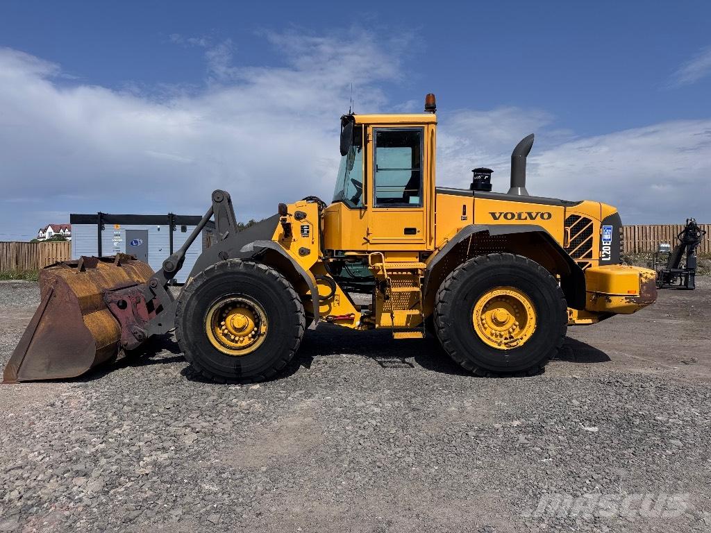 Volvo L 120 E Wielladers
