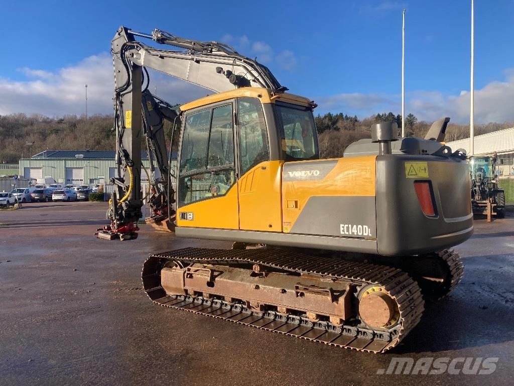 Volvo EC 140 DL Rupsgraafmachines