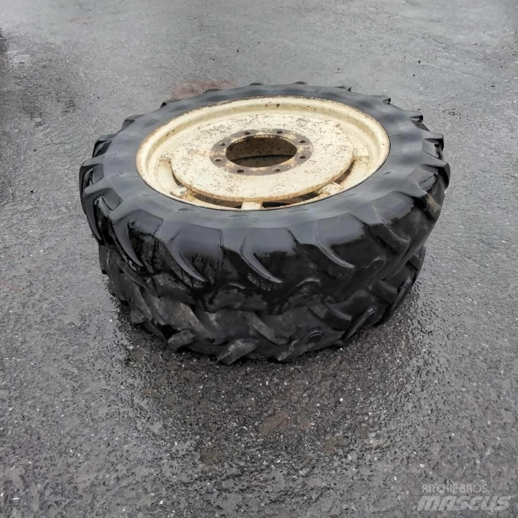 Michelin 9.5R28 Banden, wielen en velgen