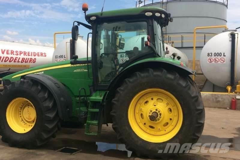 John Deere 8345R Tractoren