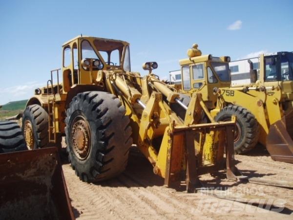 CAT 988 A Wielladers
