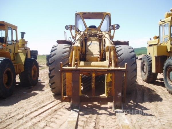 CAT 988 A Wielladers