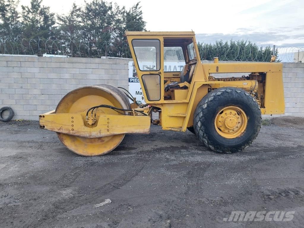 Bomag BW 212 P D Stampers