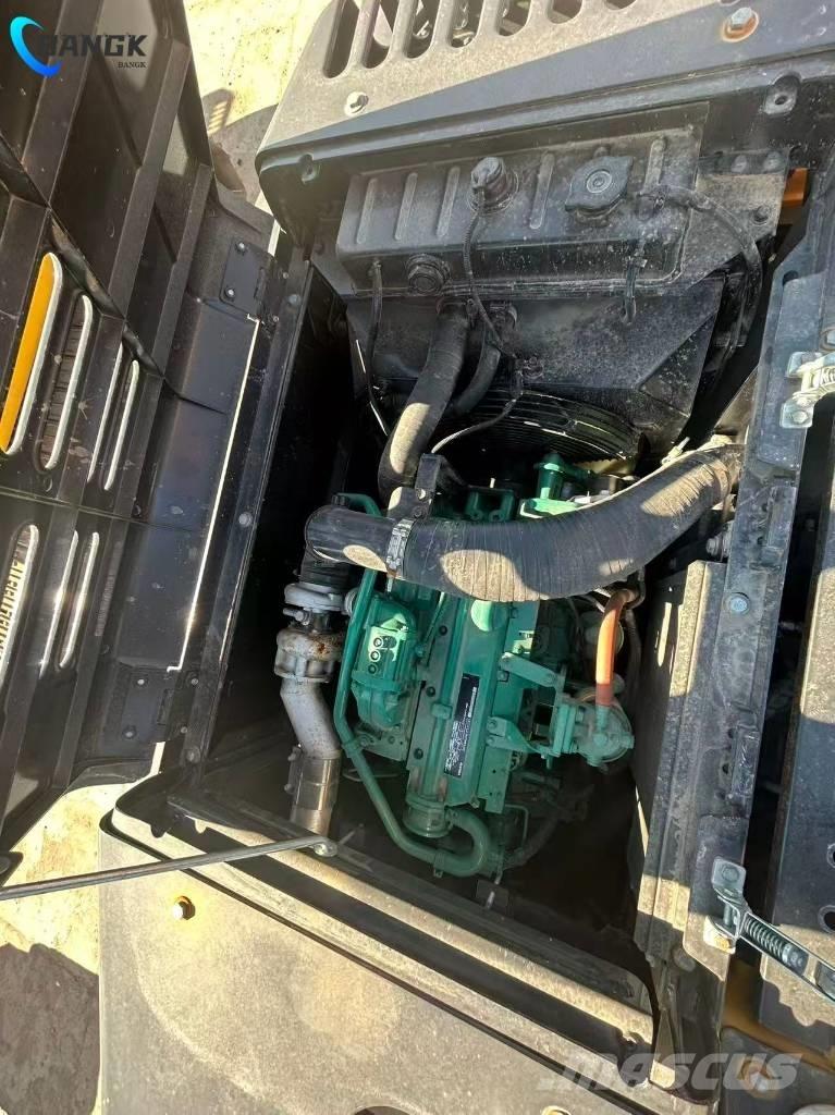 Volvo EC 140 D Rupsgraafmachines