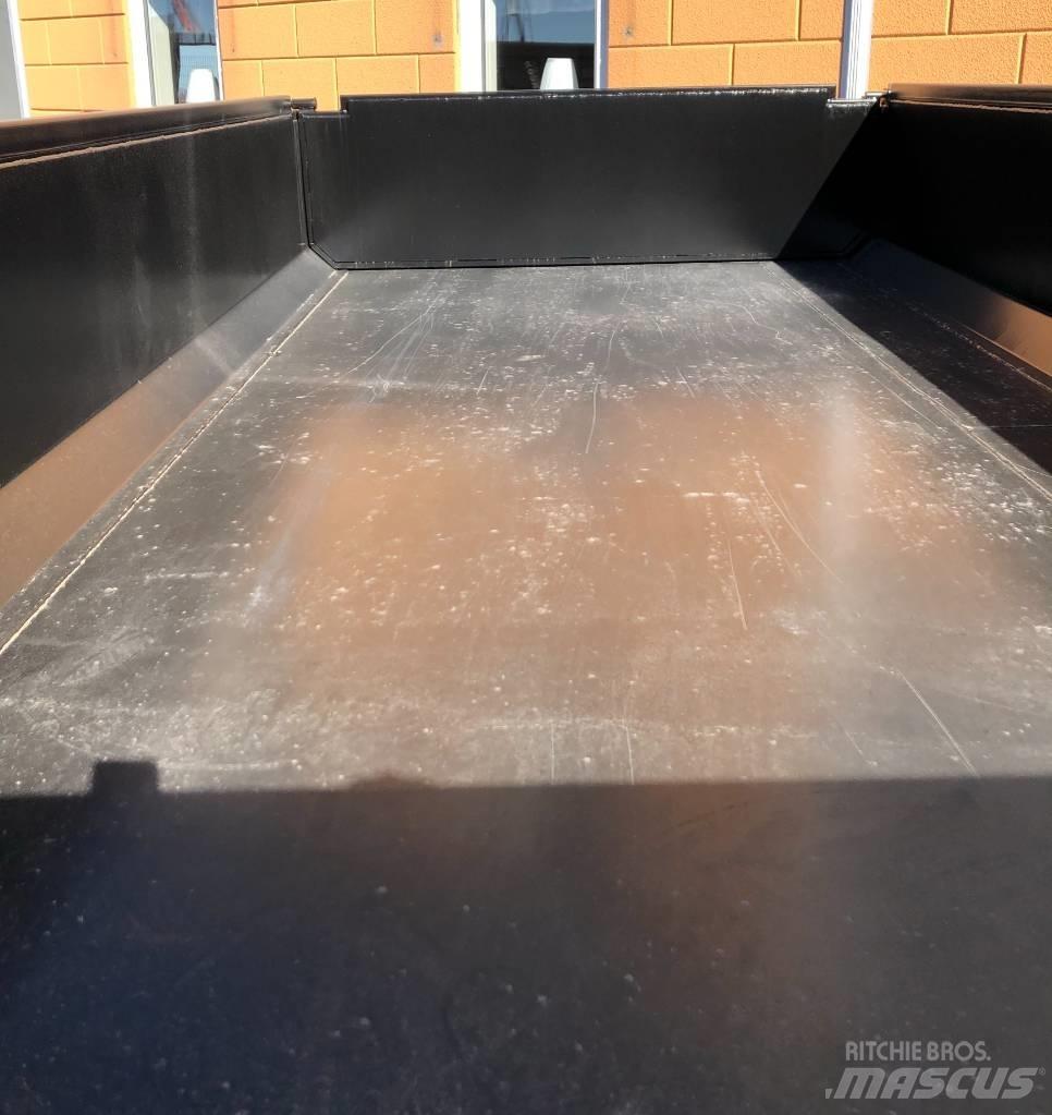 Multicargo MC9000 Kipperaanhangers