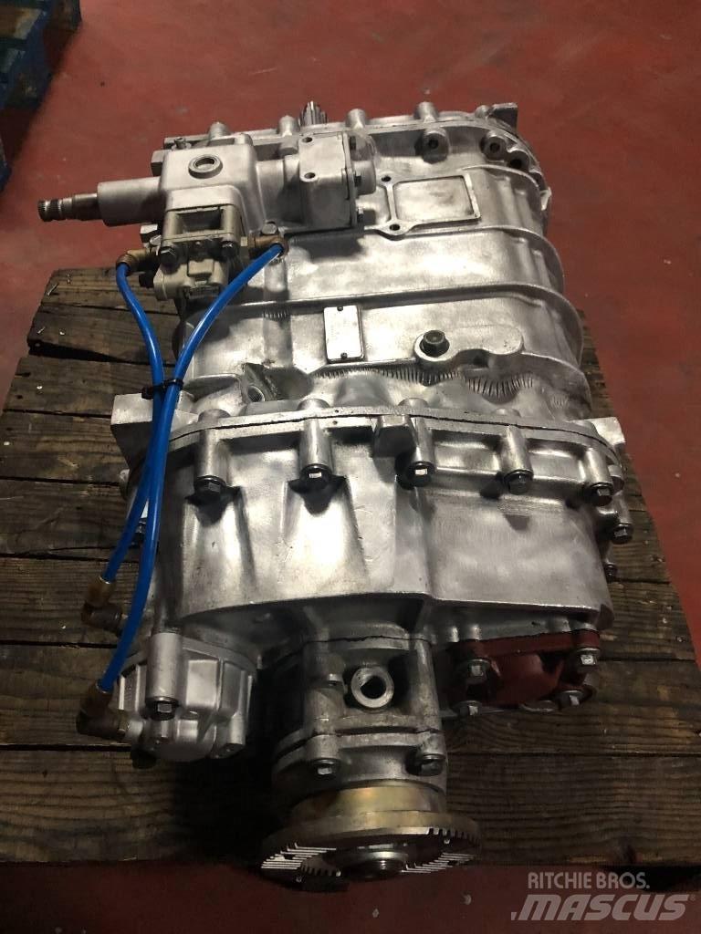 Iveco 2895S9 Versnellingsbakken