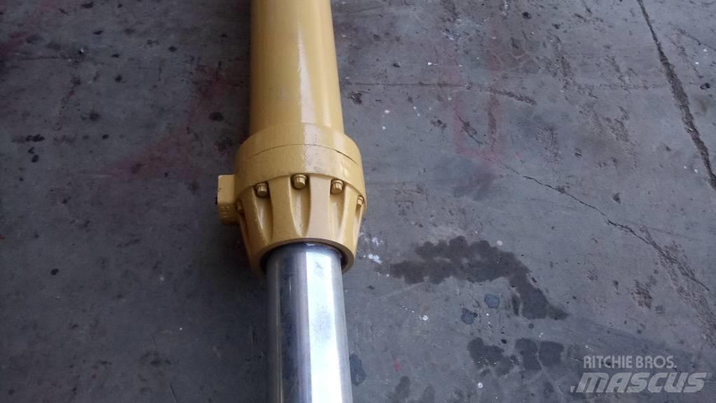 CAT 245 Hydraulics