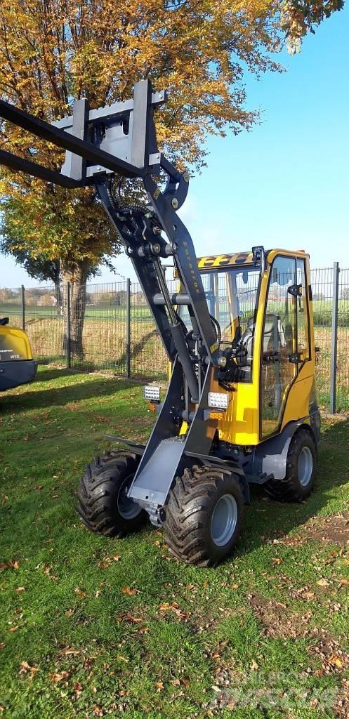 Eurotrac W11 Voorladers en gravers