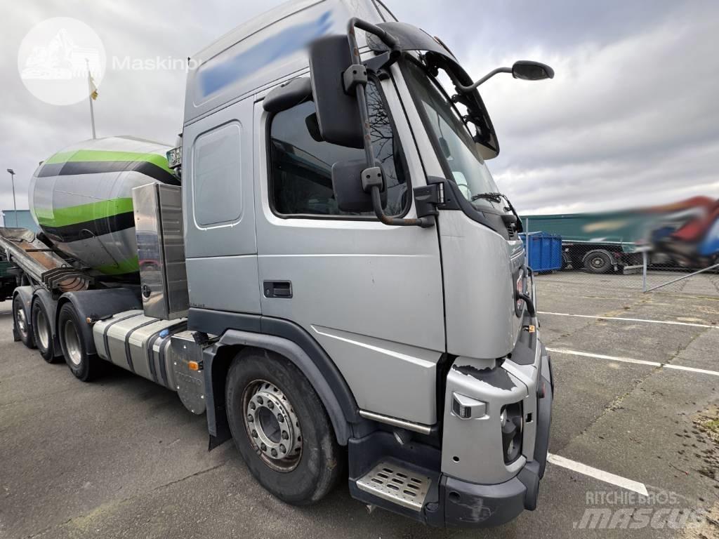 Volvo FMX 500 Betonmixers en pompen